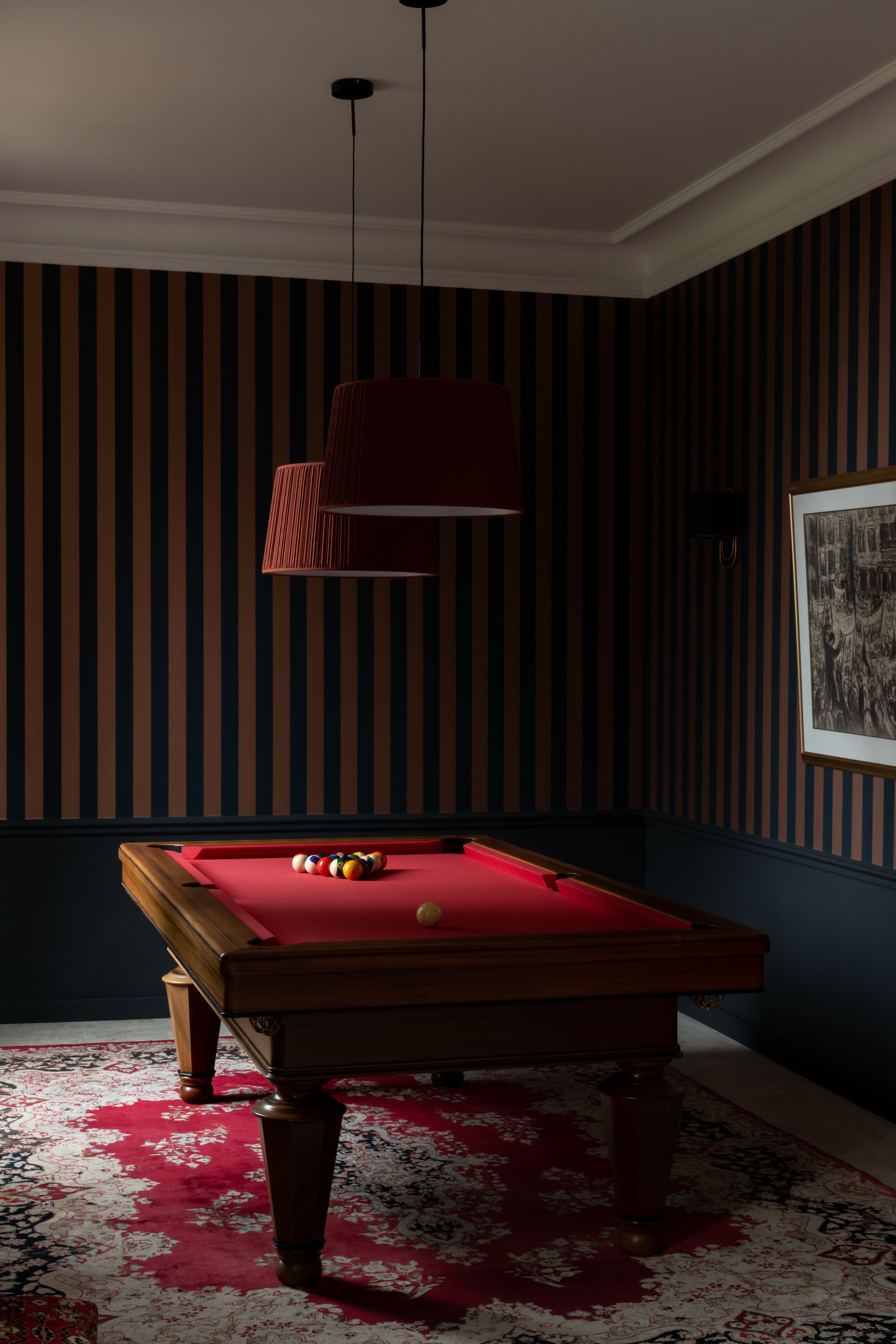 BAR : SALLE DE JEU & HOME CINEMA-2